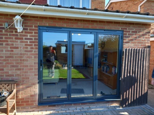 bifold door
