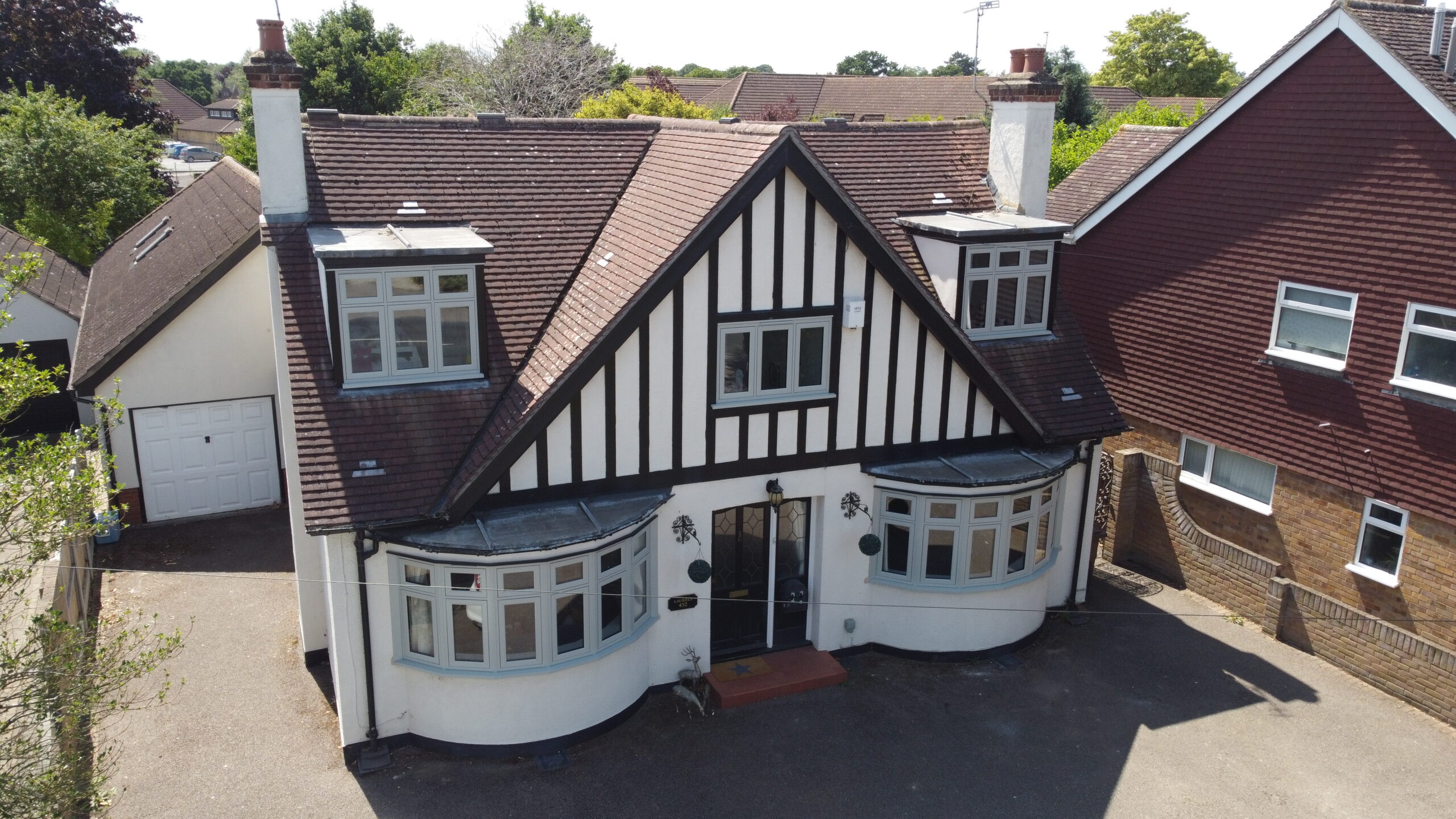 The Laurels – Liniar Windows and Doors Transformation