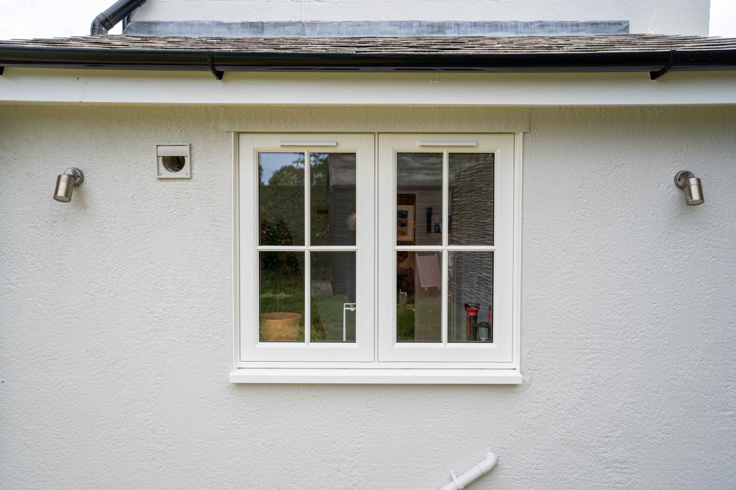 flush windows with astragal bars