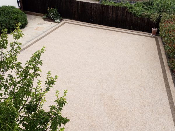 Newly completed Vuba resin driveway outside an Essex property