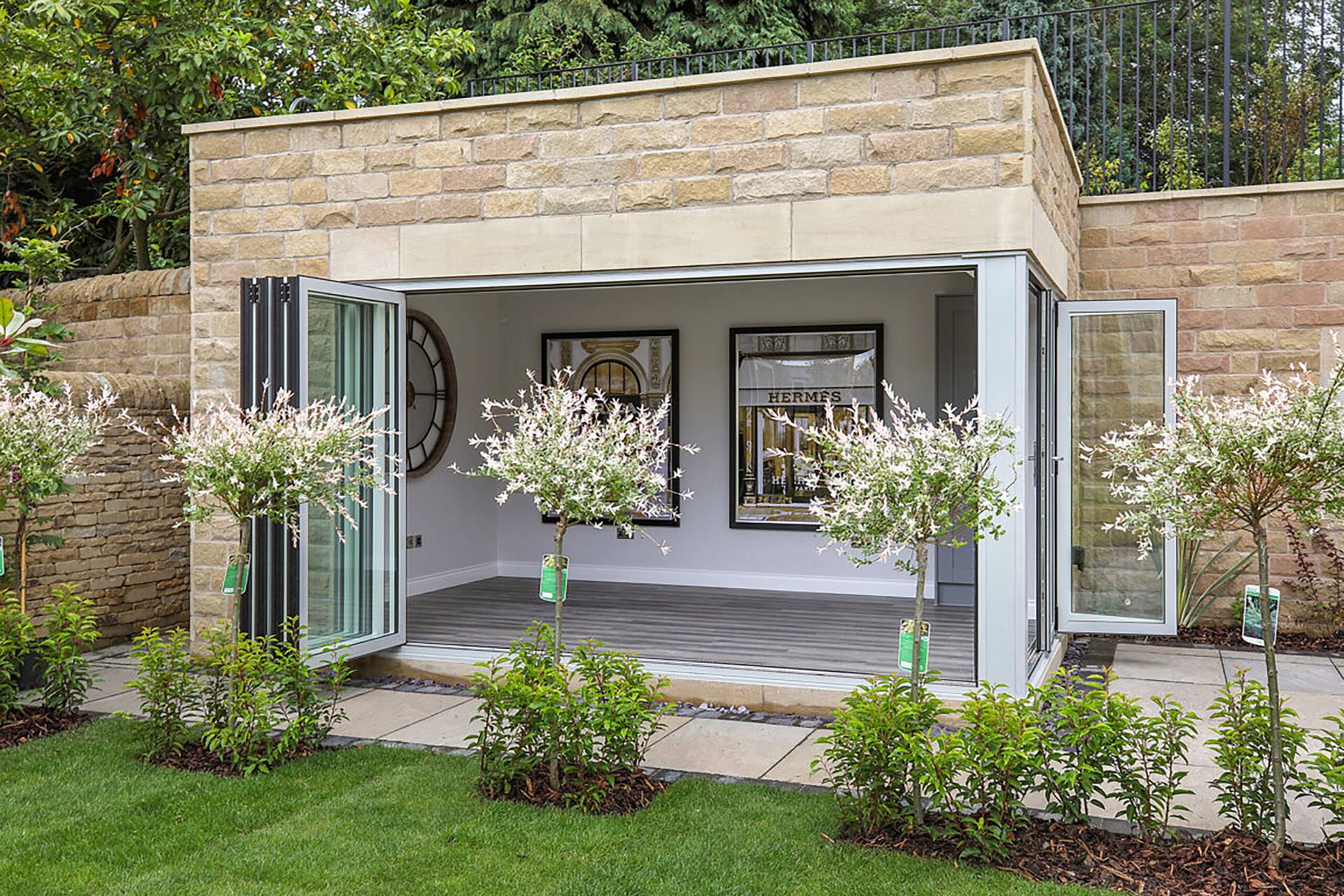 Discover The Benefits Of Aluminum Bifold Doors In Aldeburgh